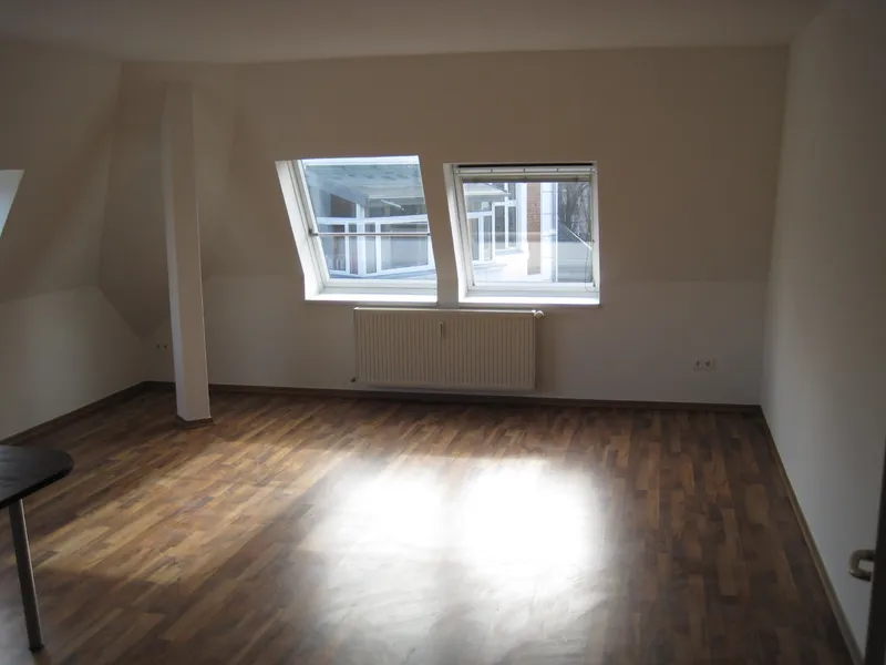 Helle 1-Zimmerwohnung ideal für Studenten oder Singles (befristet) — photo 1